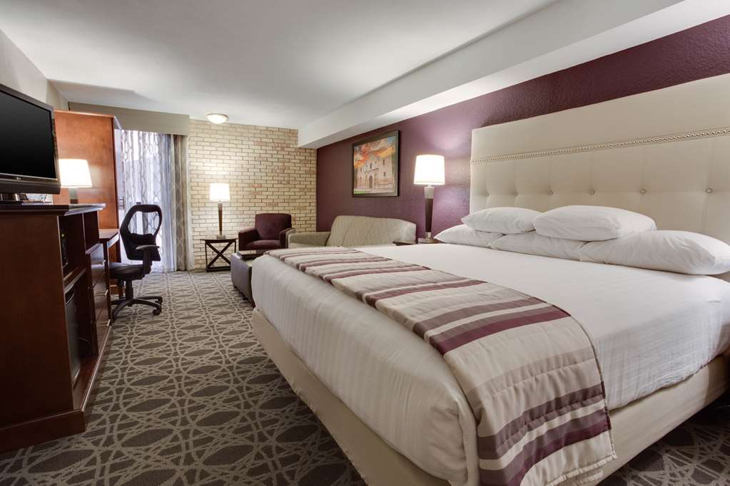 Drury Plaza Hotel San Antonio Airport - photo 27