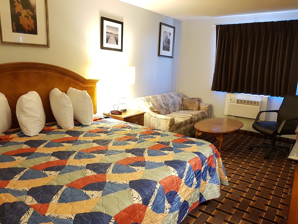 Le Mars Inn & Suites - photo 12