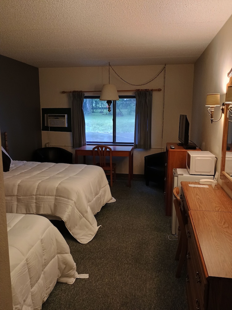 Landmark Motel - photo 11