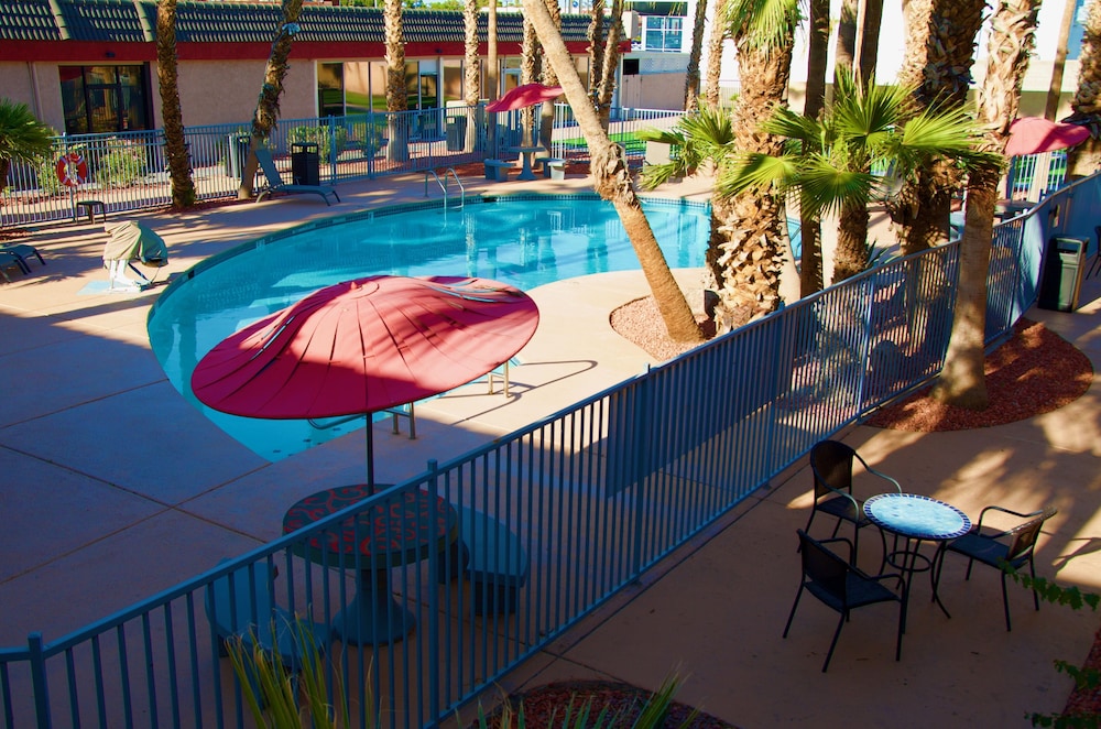 Ramada by Wyndham Yuma - photo 21