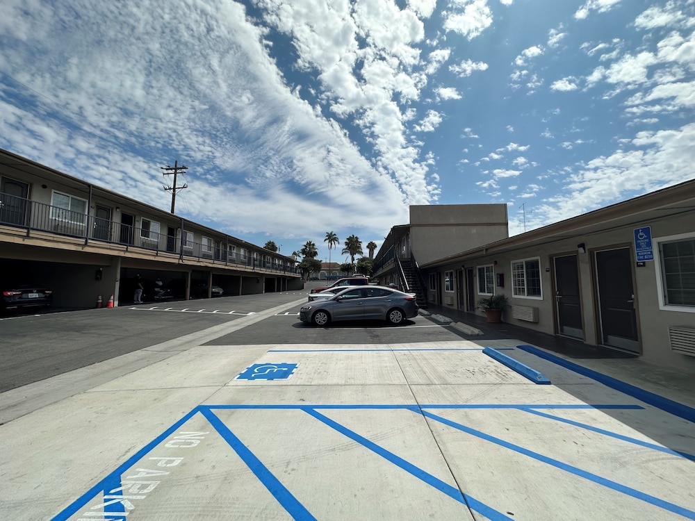 Rodeway Inn National City San Diego South - photo 29