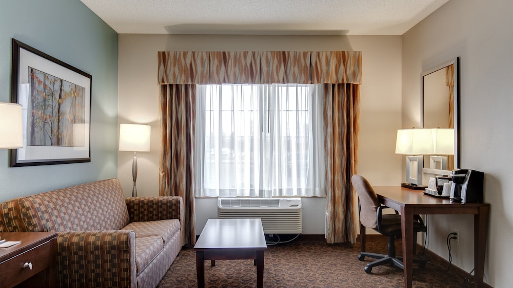Holiday Inn Express Hotel & Suites St. Cloud by IHG - photo 19