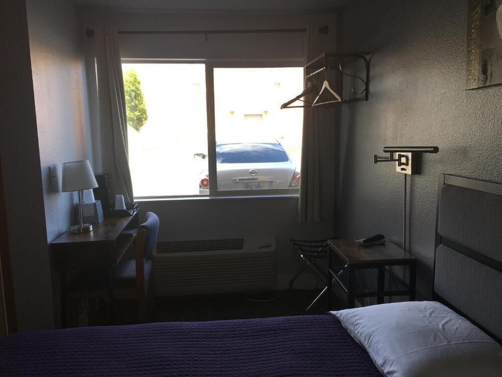 Aircrest Motel - photo 5