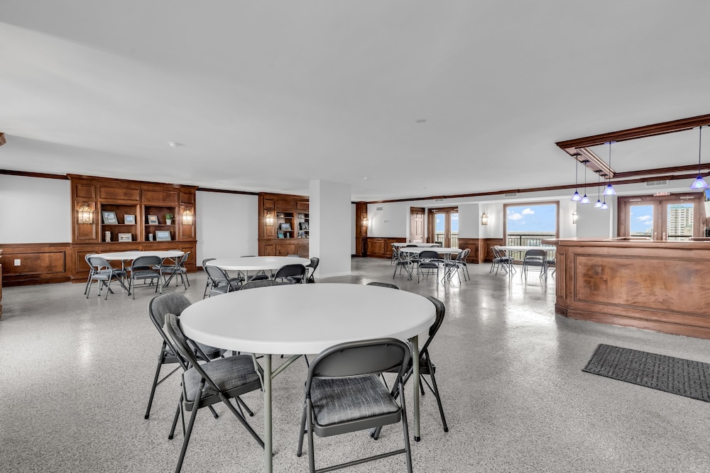 Bluewater Resort 602 - photo 42