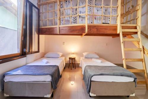 Ubatuba Condominio Privado Piscina Roupa de Cama in Ubatuba, Brasil