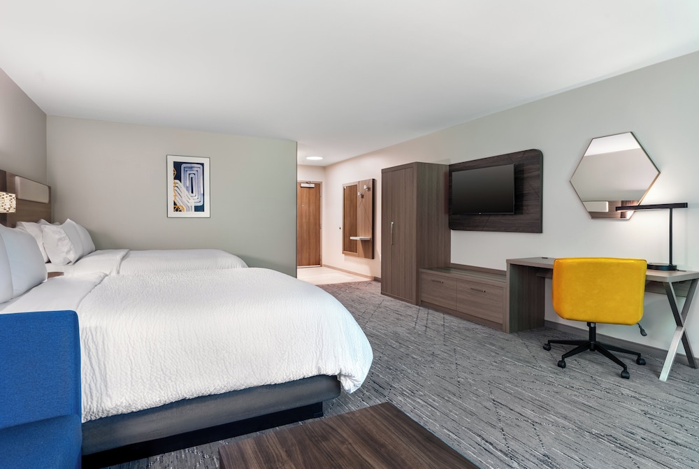 Holiday Inn Exp Stes Berkshires By Ihg - photo 25