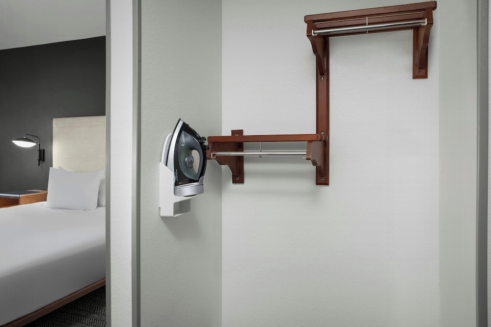 Courtyard by Marriott Bloomington - photo 12