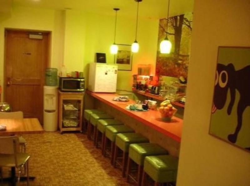Holiday Music Motel - photo 66