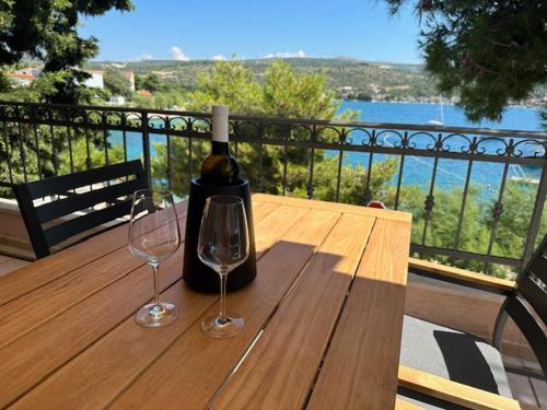 Apartment Villa Zita — 4-Star Luxury Hotel in Rogoznica, Croatia
