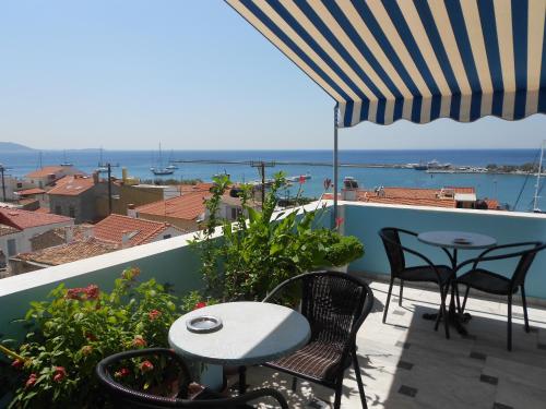 Zorbas Hotel in Pythagoreio, Greece