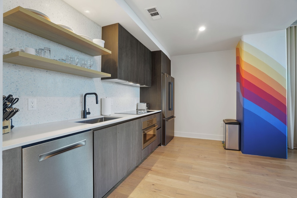 Austin Condo Hotel - photo 334