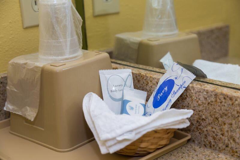 Redwood Suites - photo 5