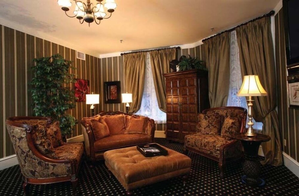 The Martha Washington Inn & Spa - photo 4