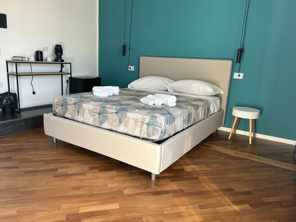 Attico33 — Naples — photo 4