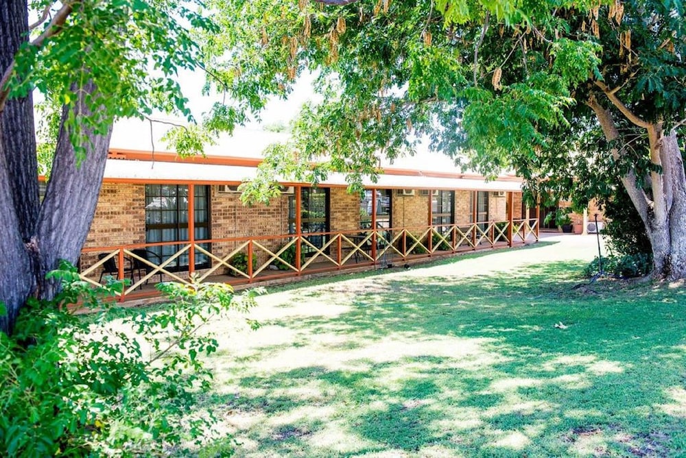 Clermont Country Motor Inn in Clermont, Australia