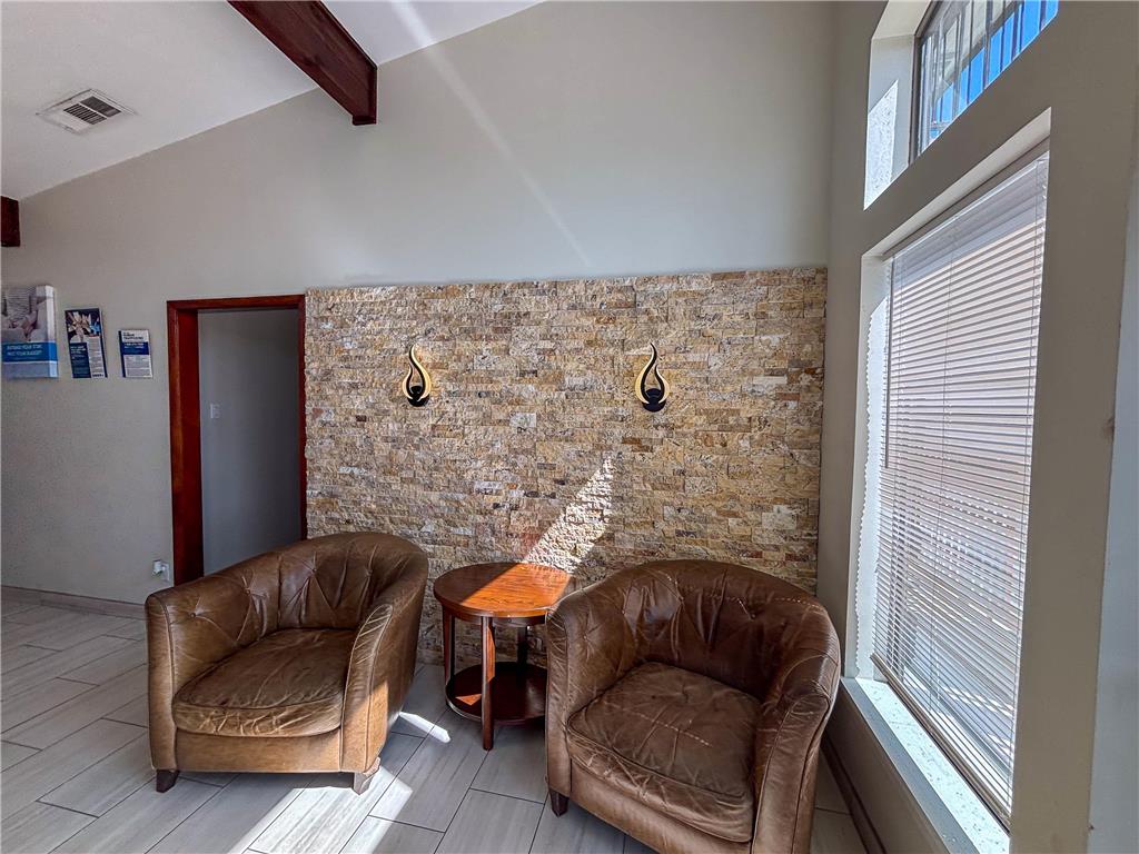Spanish Trails Inn - photo 18
