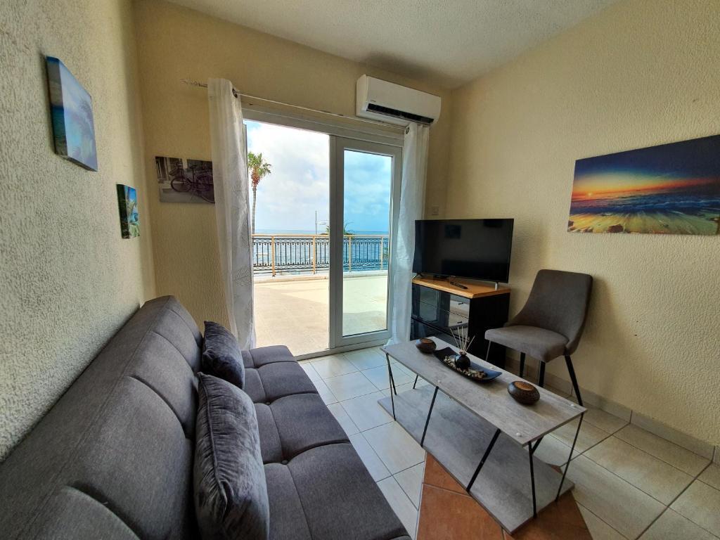 Poseidon 51 Beachfront Two Bedroom Apartment