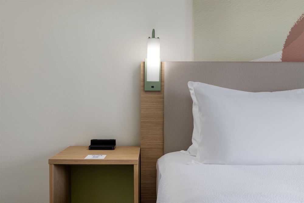 Spark by Hilton Artesia - photo 21