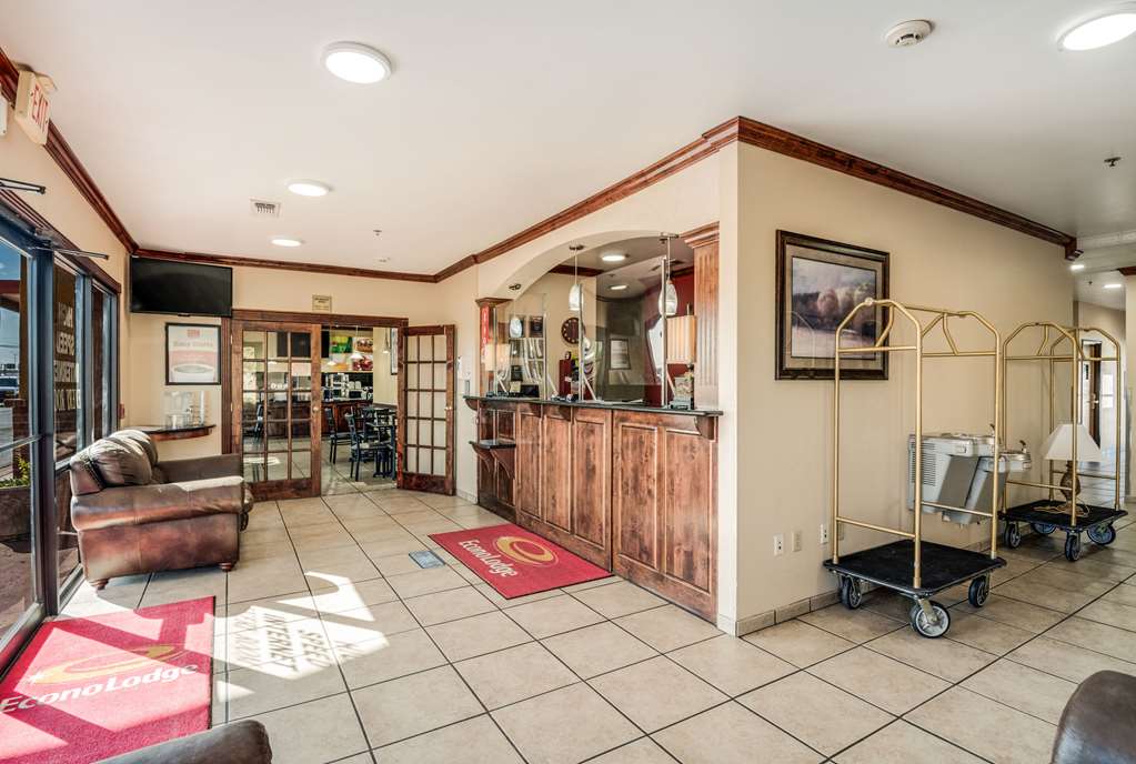 Econo Lodge Lubbock I 27 - photo 2