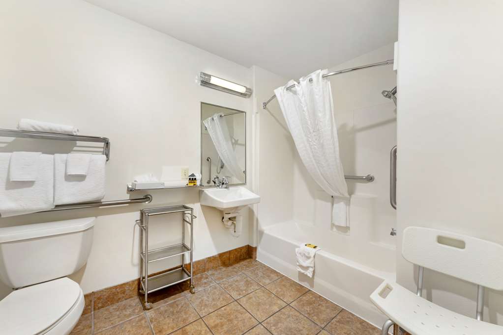 Best Western Plus Eagleridge Inn & Suites - photo 34