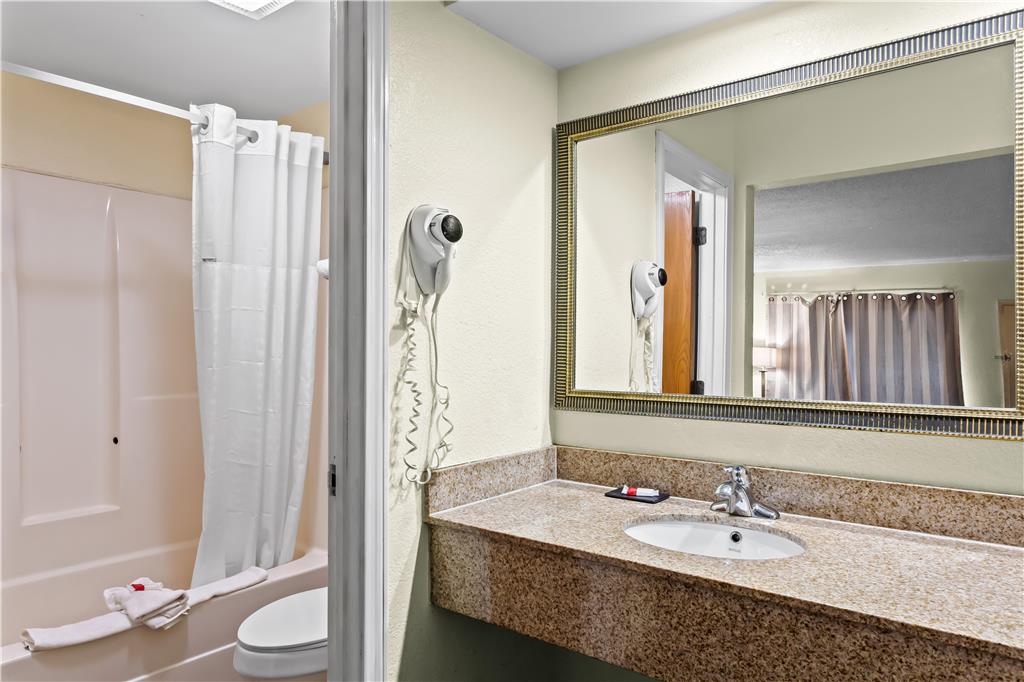 Americas Best Value Inn Grayson - photo 20