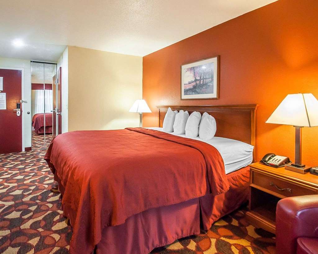Cambridge Hotel Kansas City - photo 9