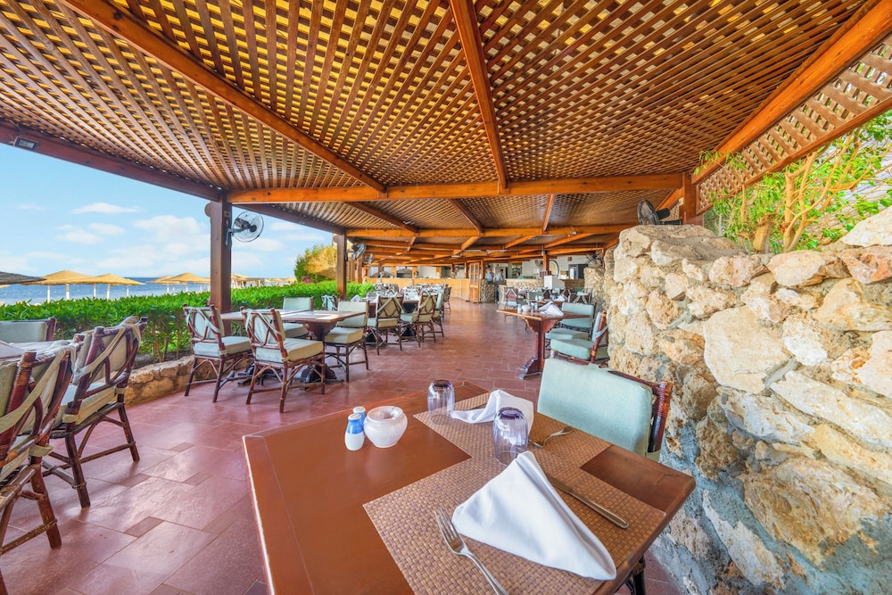 מזון ומשקאות