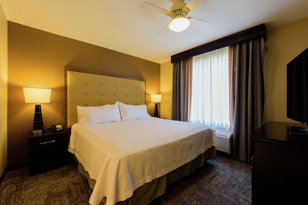 Homewood Suites by Hilton Phoenix Chandler Fashion Center - photo 10