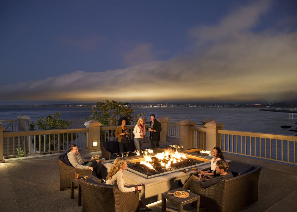 Monterey Plaza Hotel & Spa - photo 89