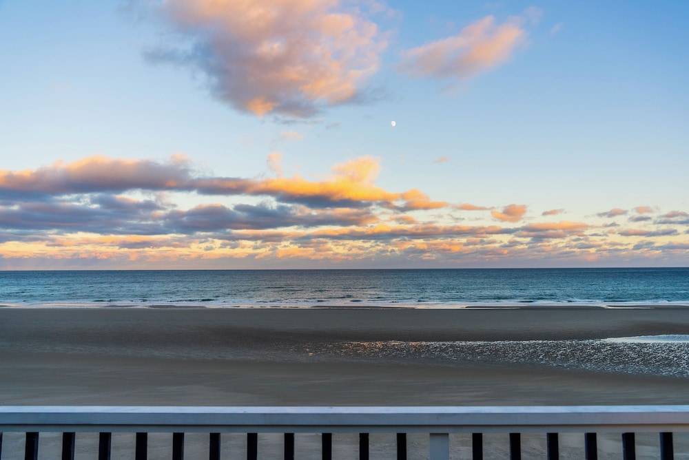 Norseman Resort on the Beach - photo 118