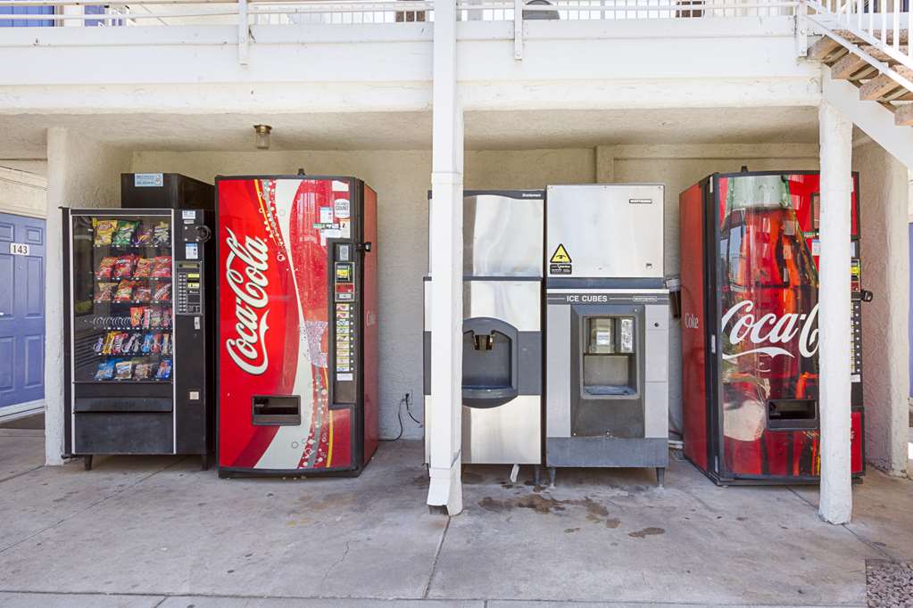 Motel 6 Mesa South - photo 26
