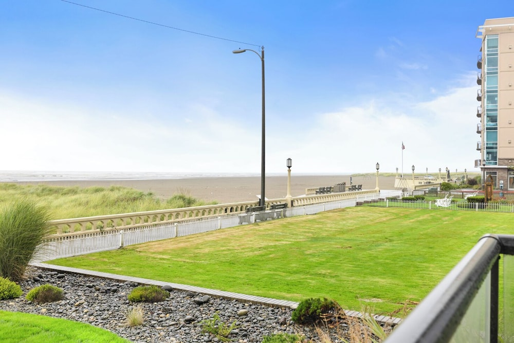 Sand & Sea Resort Condominiums - photo 812