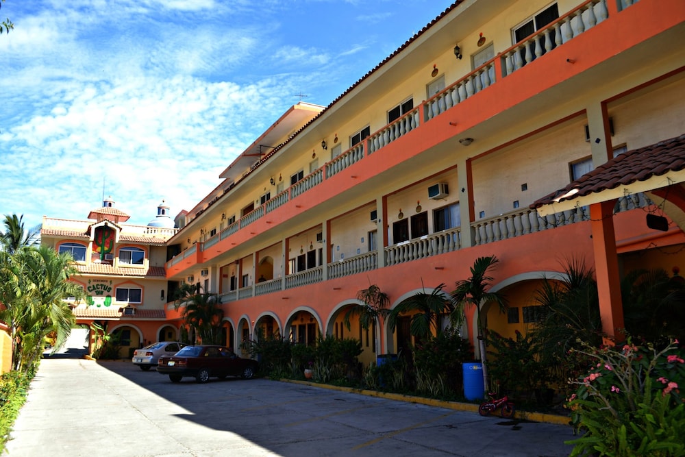 Cactus Inn - carbon neutral hotel in Bucerias