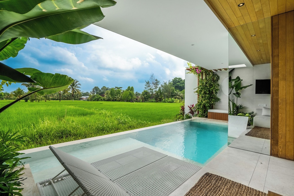 Green Flow Villa 15 — 4-Star Luxury Hotel in Ubud, Indonesia