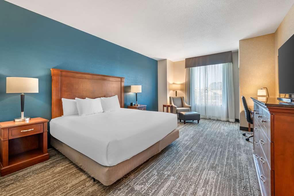 Drury Plaza Hotel Valdosta - photo 28