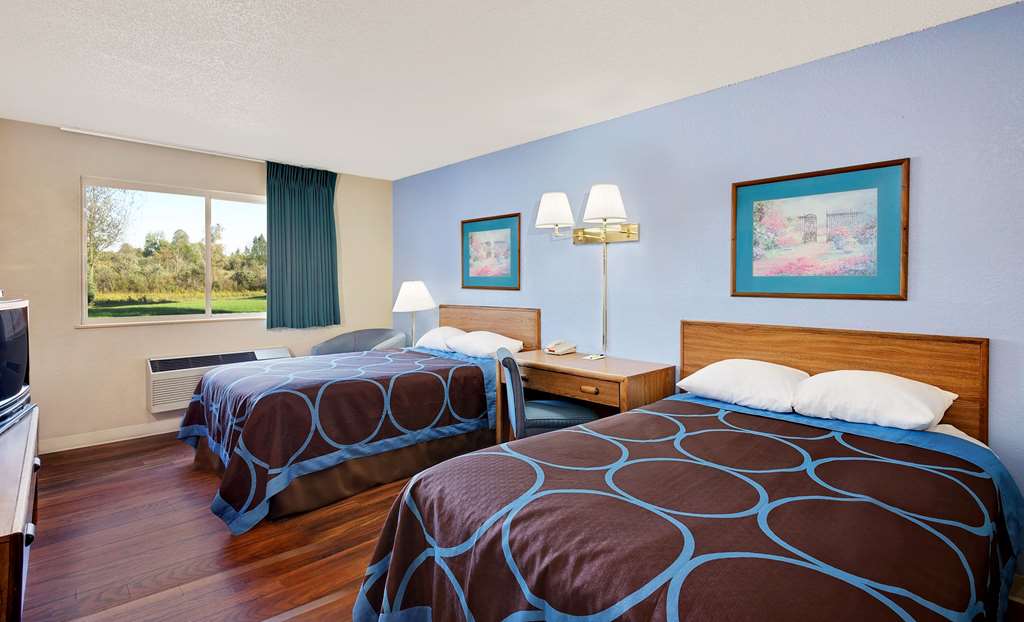 Super 8 by Wyndham Newburgh West Point Near Stewart Airport - photo 4