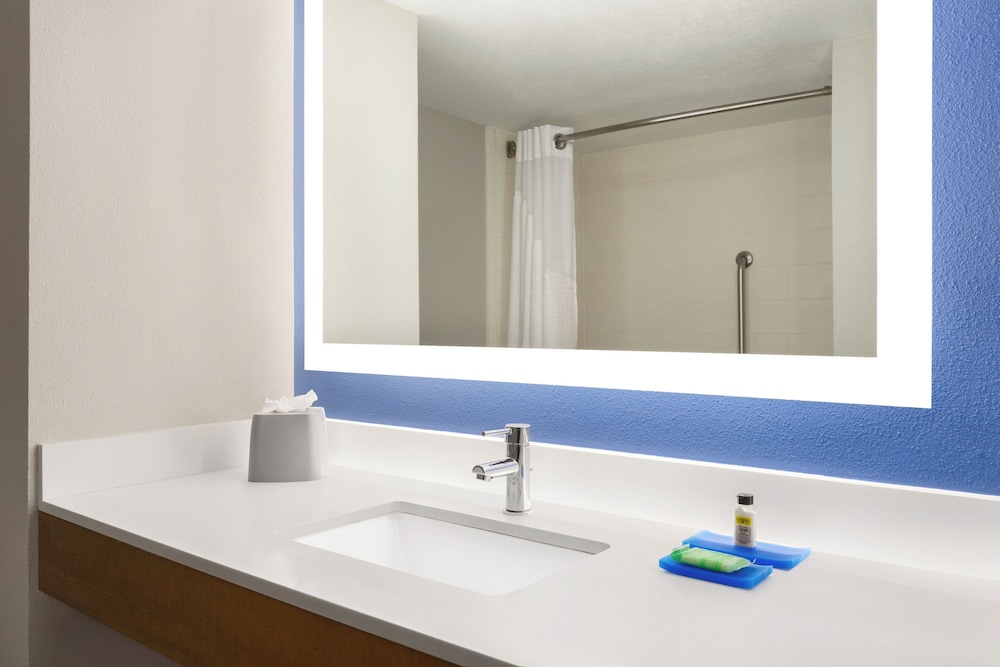 Holiday Inn Express Vero Beach by IHG - photo 18
