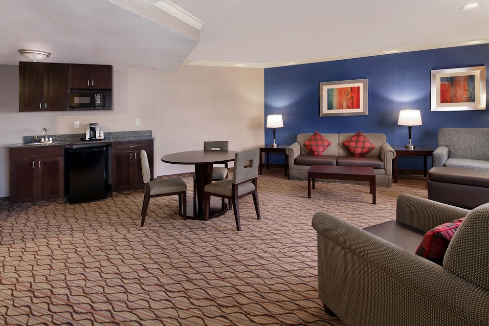 Holiday Inn Express Port Hueneme by IHG - photo 6