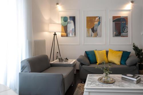 Garibaldi — 4-Star Luxury Hotel in Ioannina, Greece