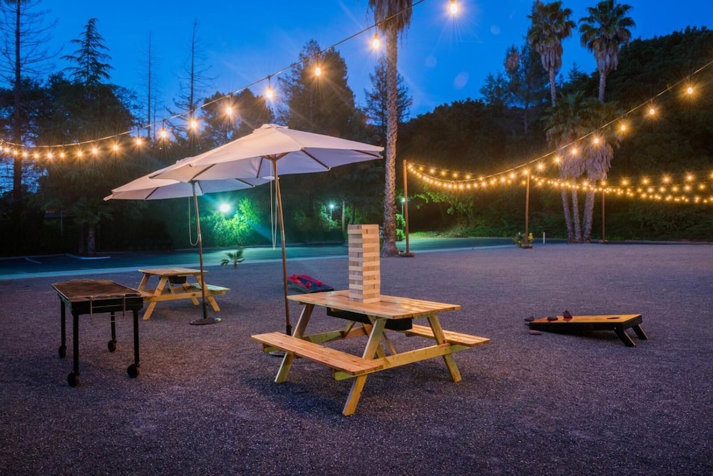 Los Gatos Lodge - photo 25