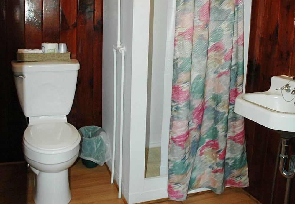 Channel Watefront Cottages - photo 37