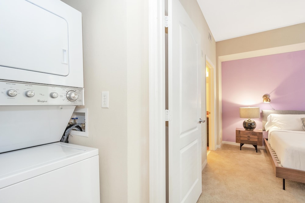 Dharma Home Suites South Miami at Red Road Commons - photo 9