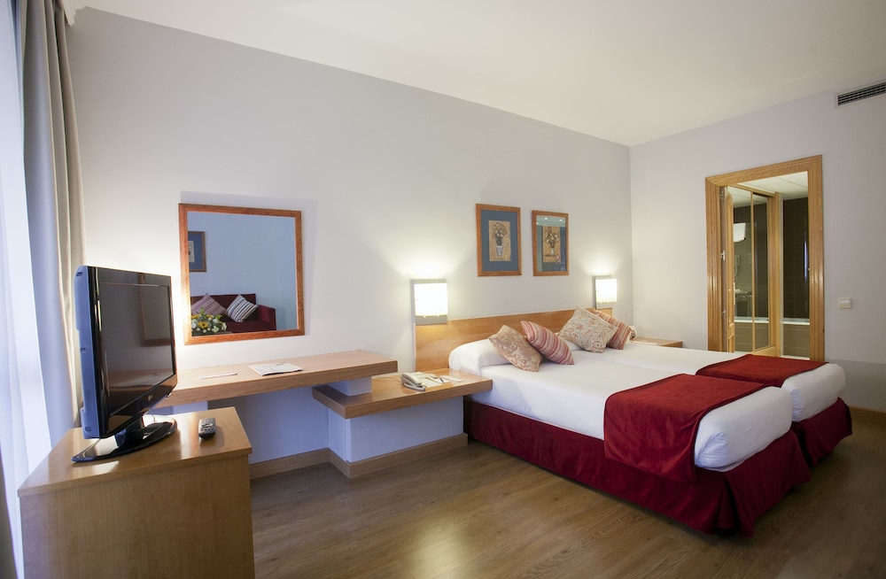 Aparto Suites Muralto