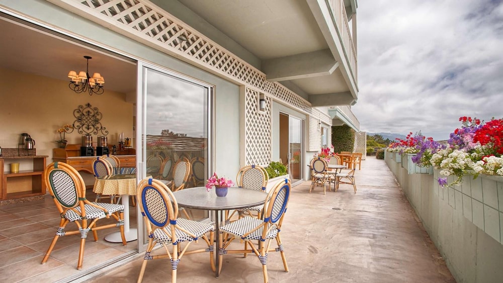 Carmel Bay View Inn - photo 28