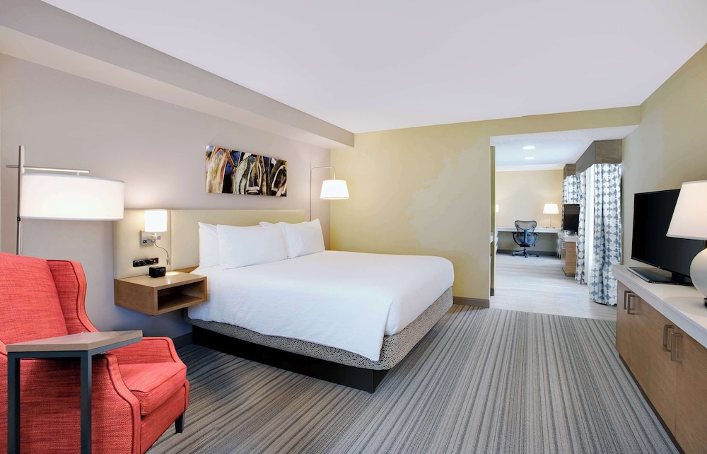 Hilton Garden Inn Saratoga Springs - photo 25