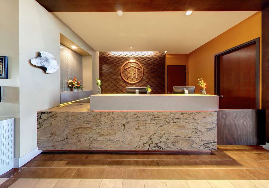 Best Western Premier Boulder Falls Inn - photo 44