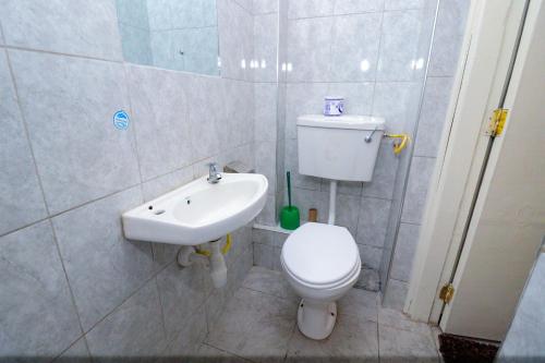 Chic Studio Furnished Apartment