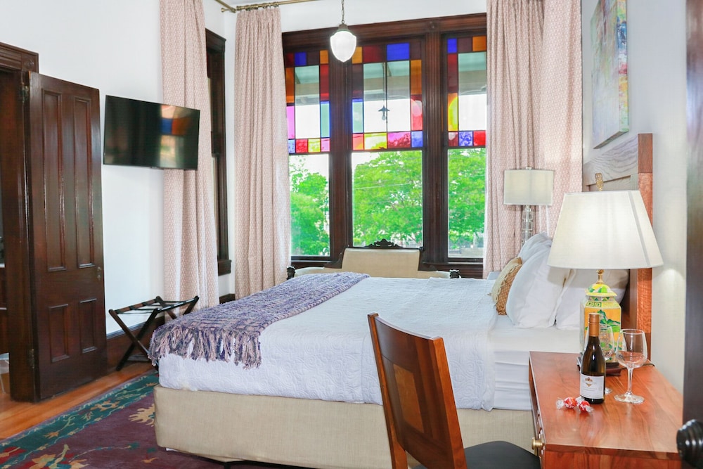 Summit Street Inns - photo 43