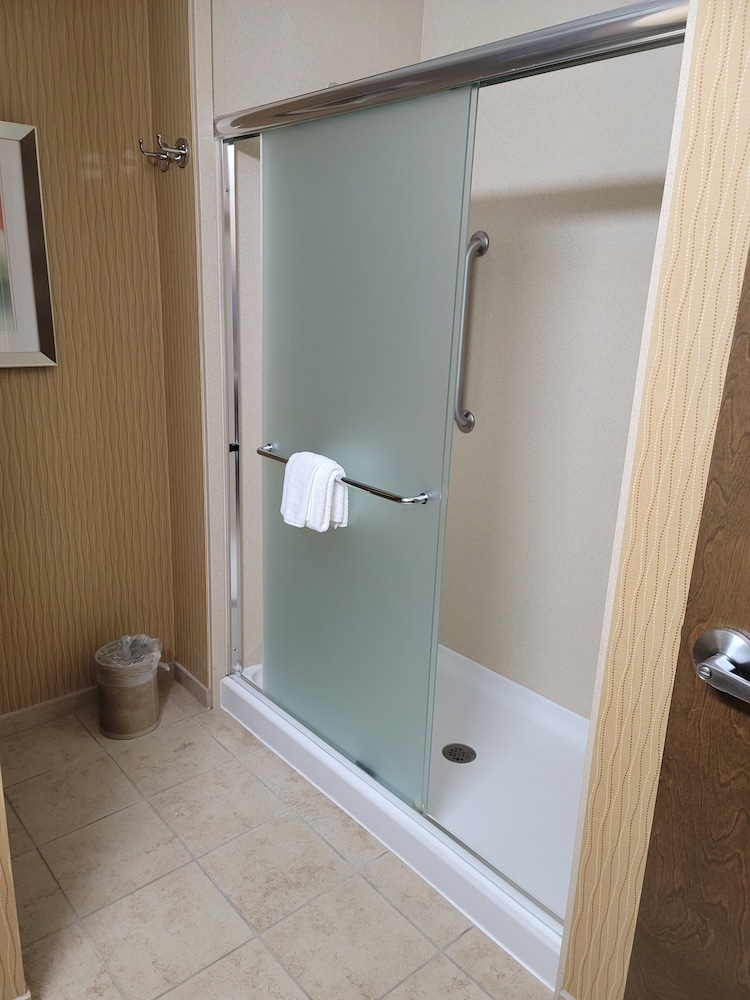 Hampton Inn Austin Oak Hill - photo 24