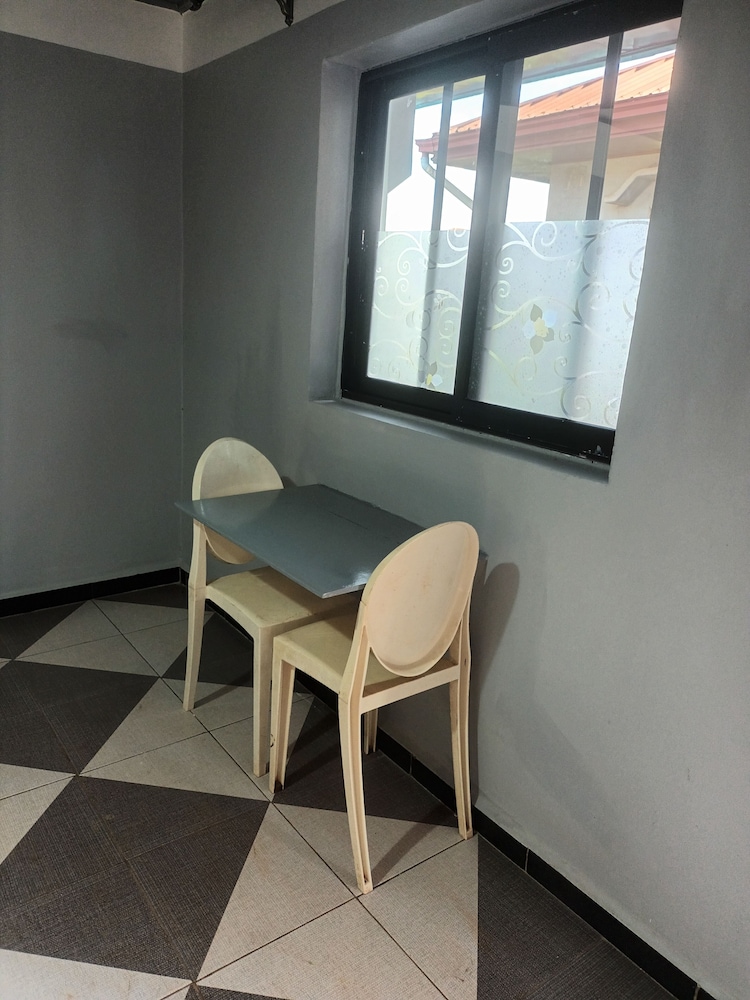 Ndouha House — 4-Star Luxury Hotel in Bafoussam, Cameroon